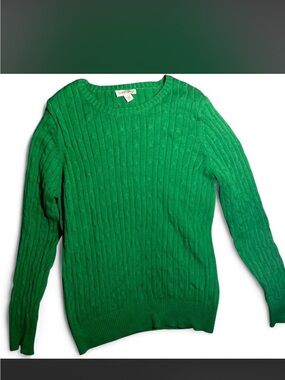 Vintage  90s St. John's Bay Green Cable Knit Sweater
Women's Large Scoop Neck